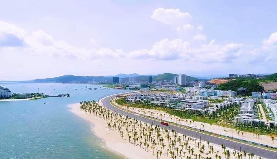 Aroma Ha Long Hotel Екстер'єр фото